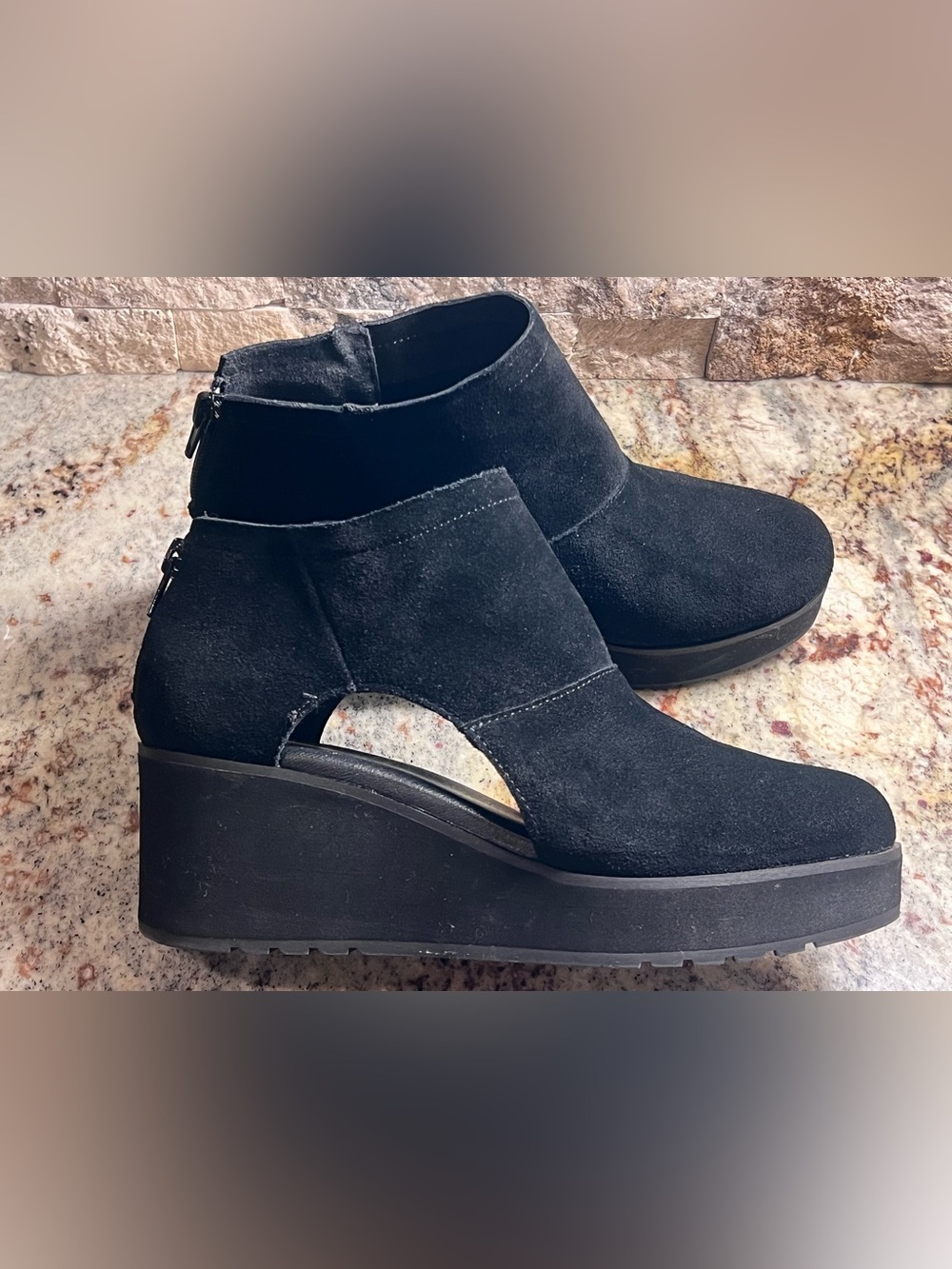 Size 6.5- Volatile black suede wedge- new